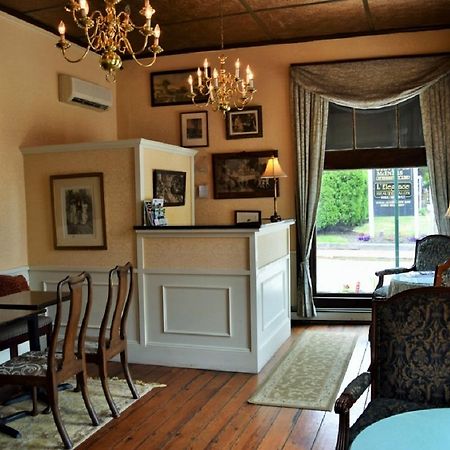 Inn On Bellevue (Adults Only) ニューポート エクステリア 写真