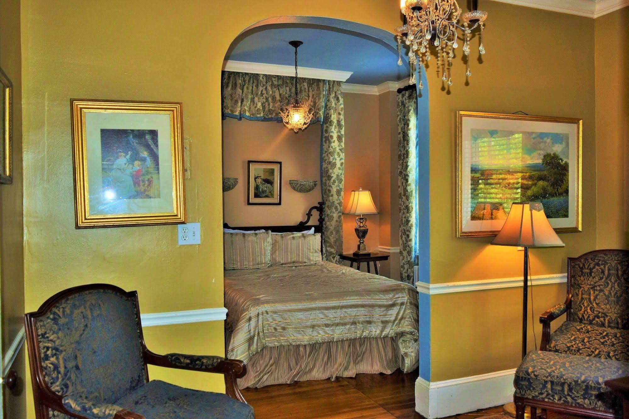 Inn On Bellevue (Adults Only) ニューポート エクステリア 写真