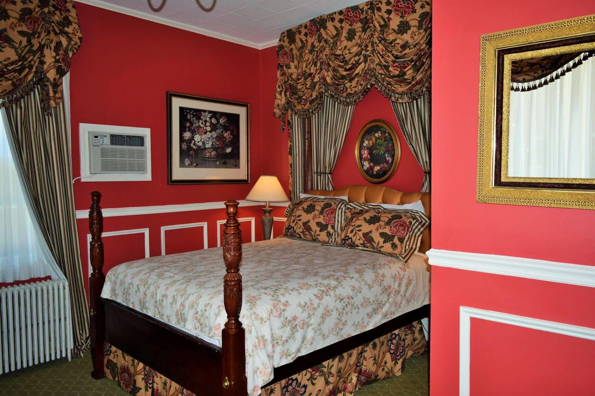 Inn On Bellevue (Adults Only) ニューポート エクステリア 写真