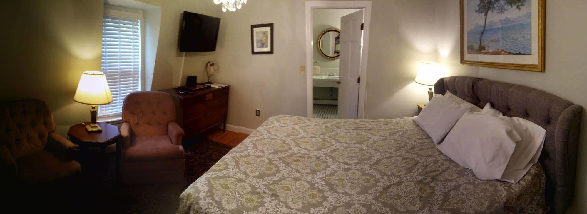 Inn On Bellevue (Adults Only) ニューポート エクステリア 写真