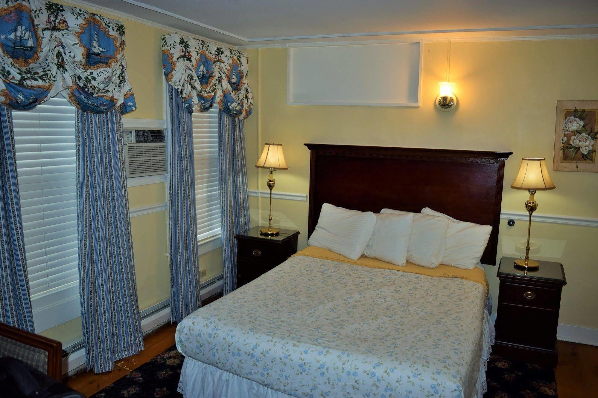Inn On Bellevue (Adults Only) ニューポート エクステリア 写真